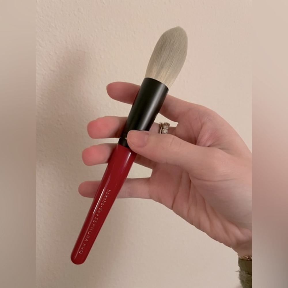 NWOB Hakuho-do x Sephora Pro large teardrop makeup brush **RARE**